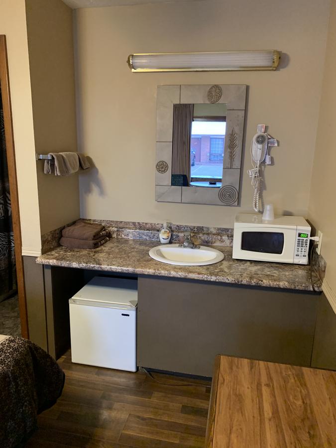 Blue Spruce Motel - thumb 33