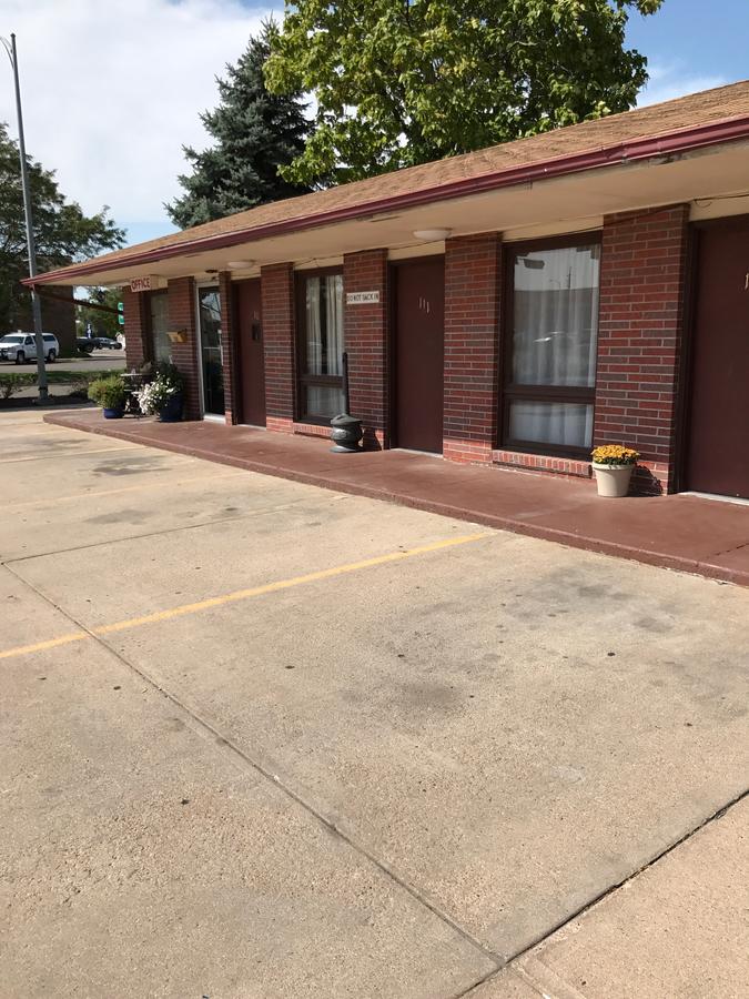 Blue Spruce Motel - thumb 43