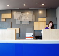 Holiday Inn Express  Suites Omaha - Millard Area - Tourism Bookings
