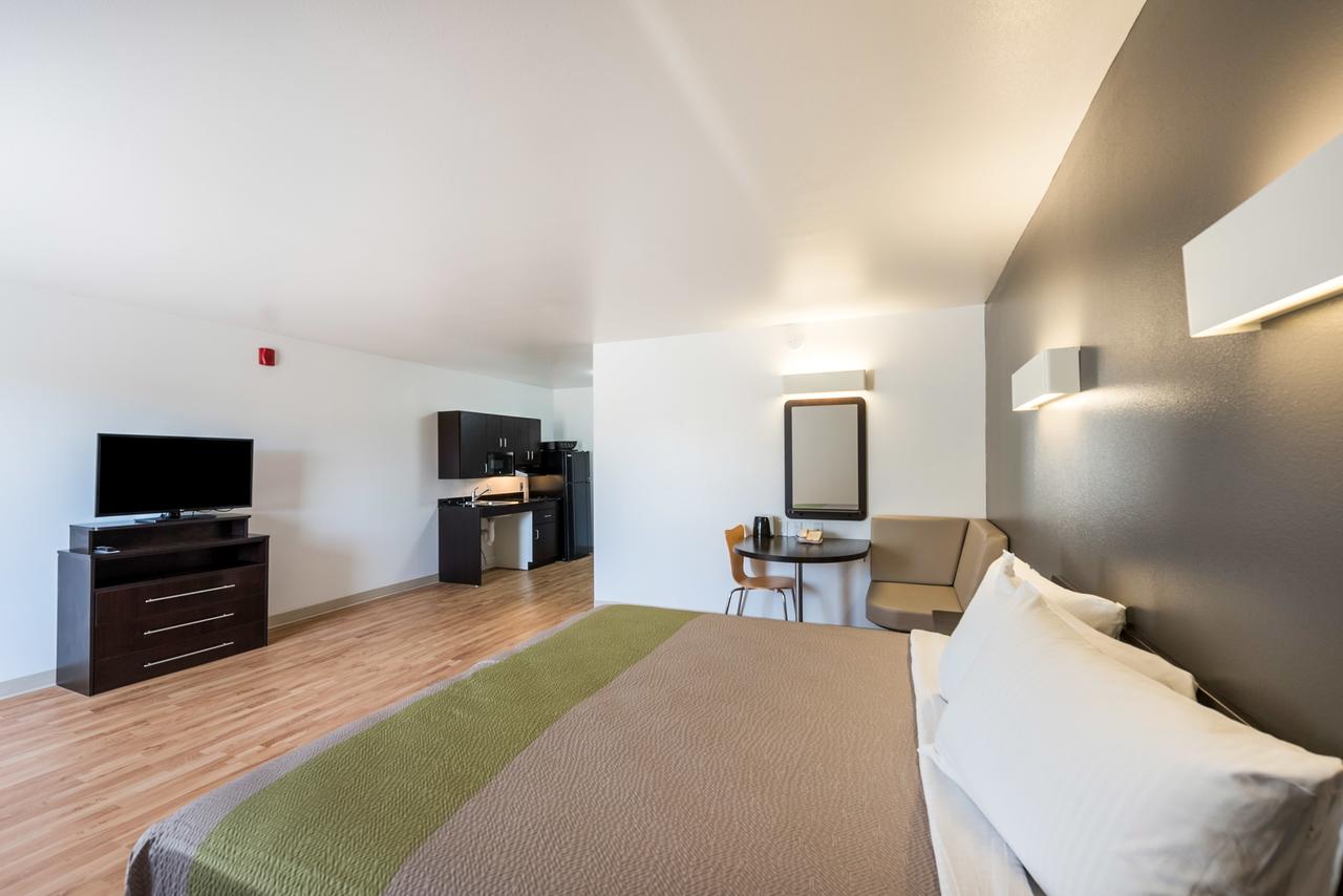 Studio 6 Sparks, NV Tahoe Reno Industrial Center - thumb 27