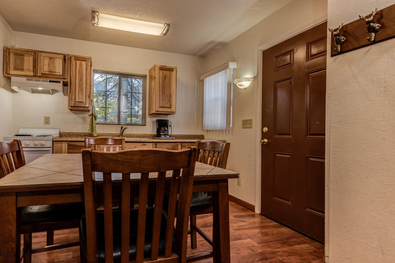 Doc's Cottages South Lake Tahoe - thumb 13