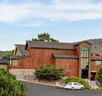 Topaz Lodge - Tourism Bookings