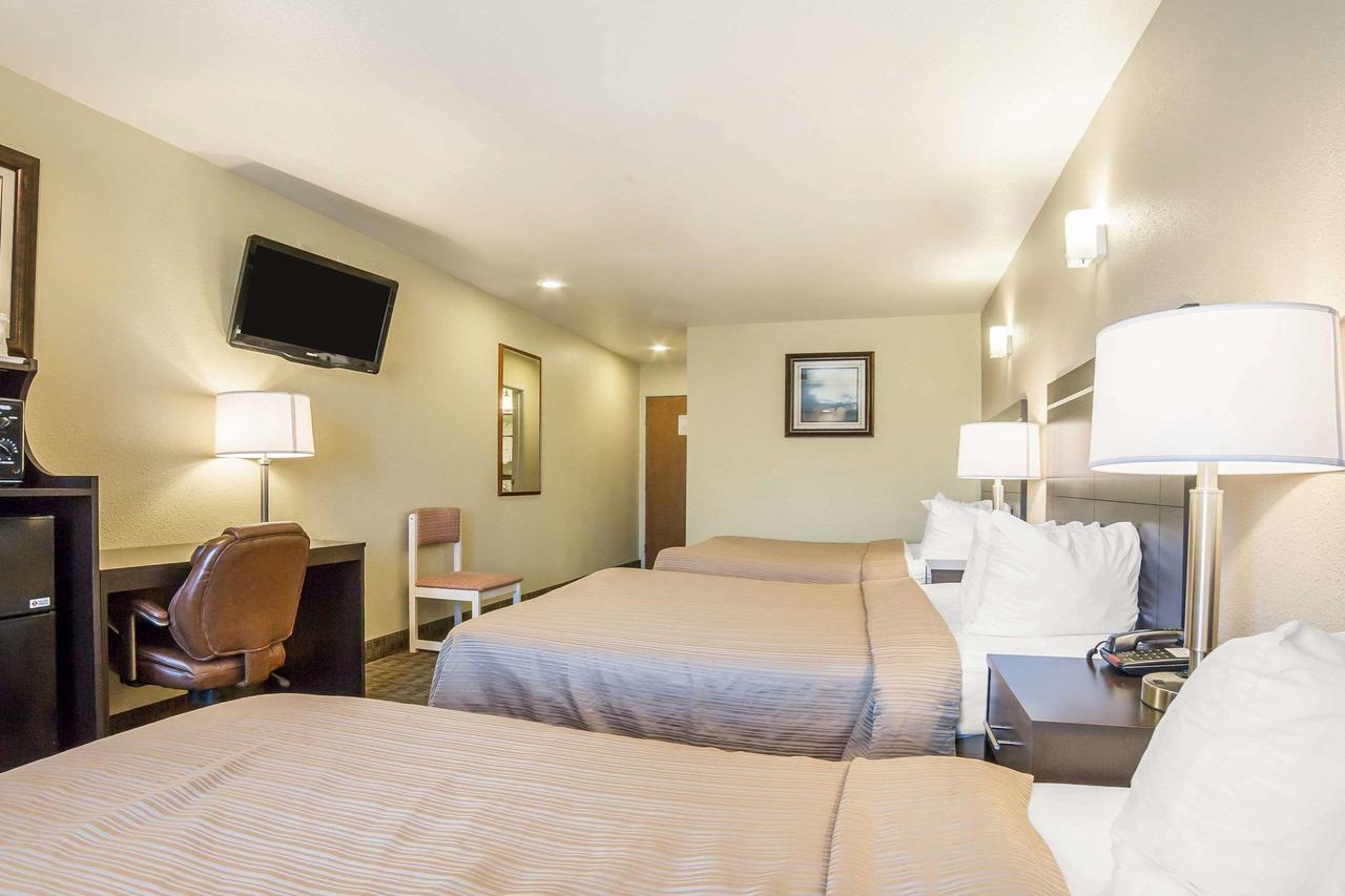 Quality Inn & Suites Elko - thumb 17