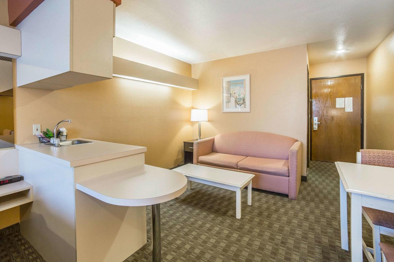 Quality Inn & Suites Elko - thumb 31