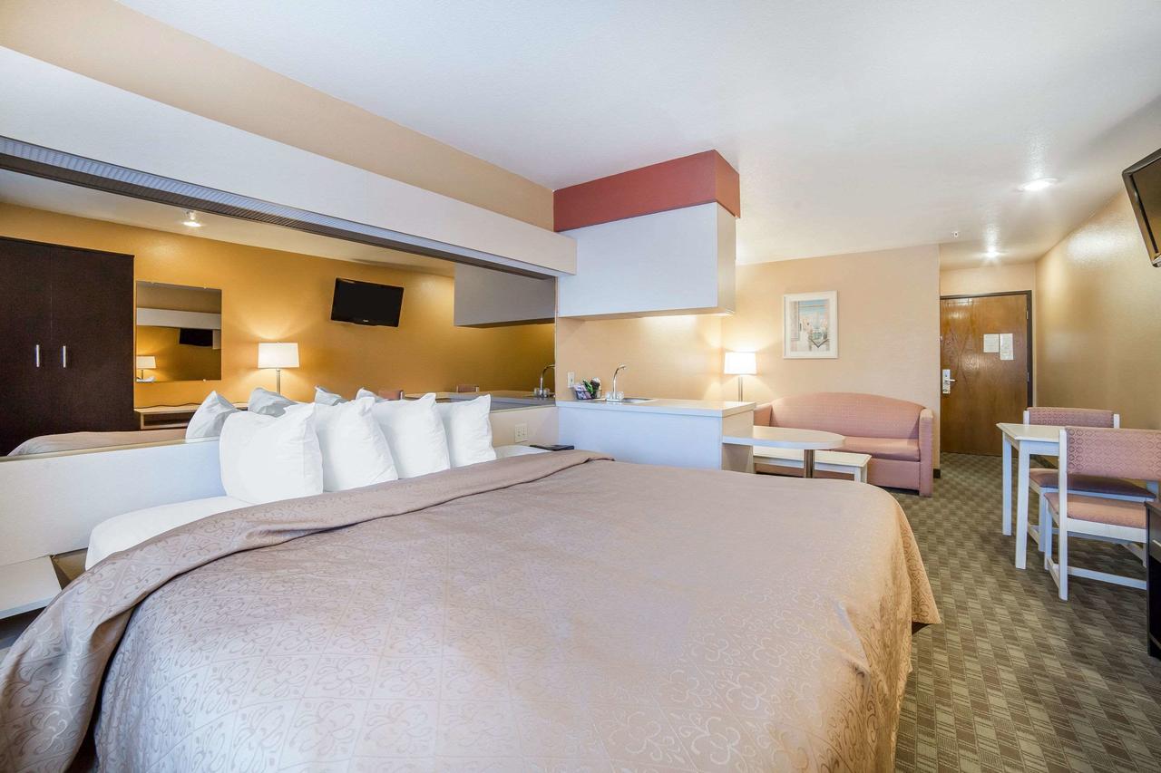Quality Inn & Suites Elko - thumb 15