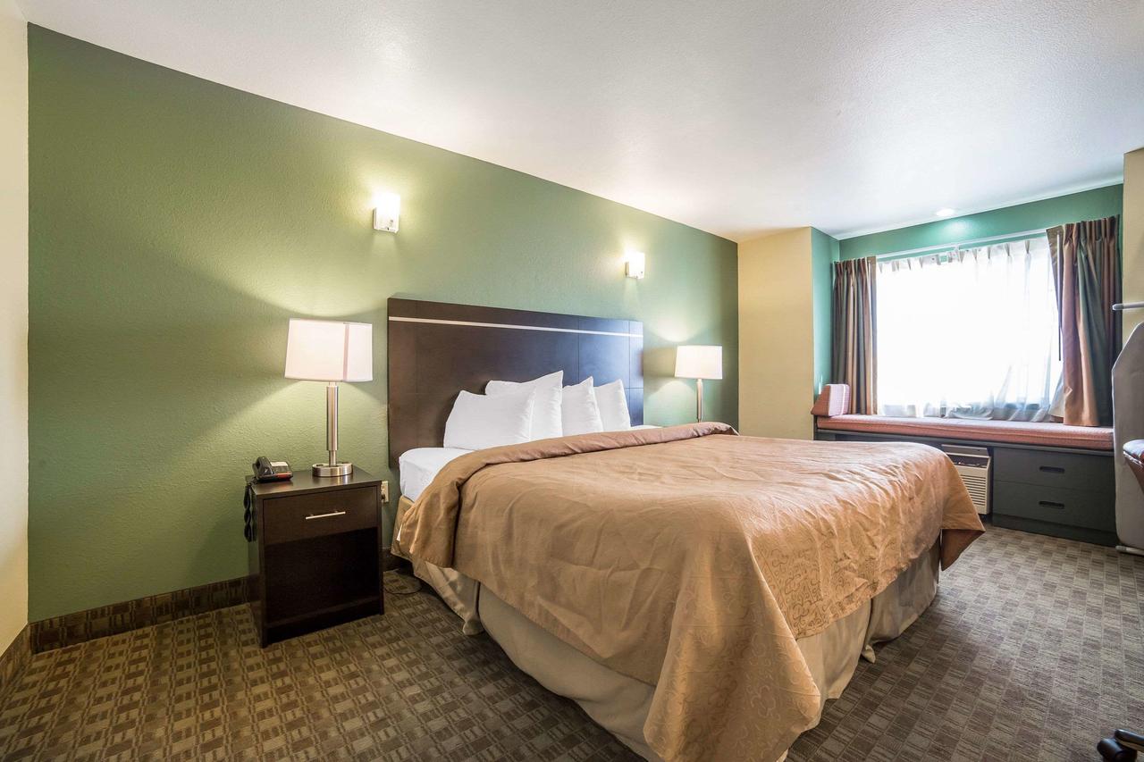 Quality Inn & Suites Elko - thumb 19