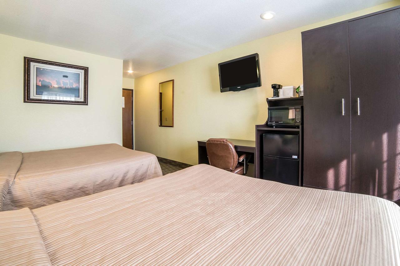 Quality Inn & Suites Elko - thumb 4
