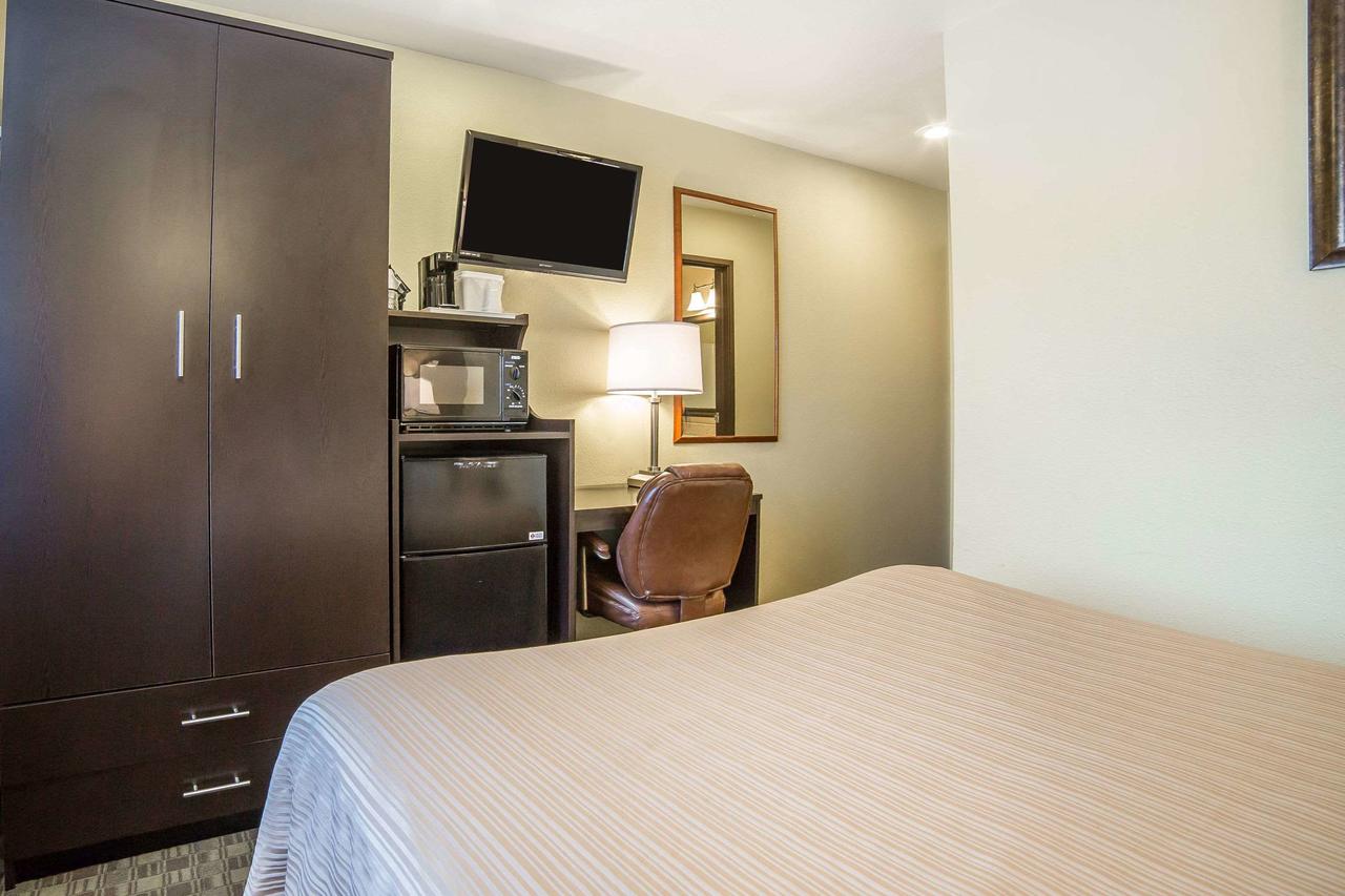 Quality Inn & Suites Elko - thumb 22