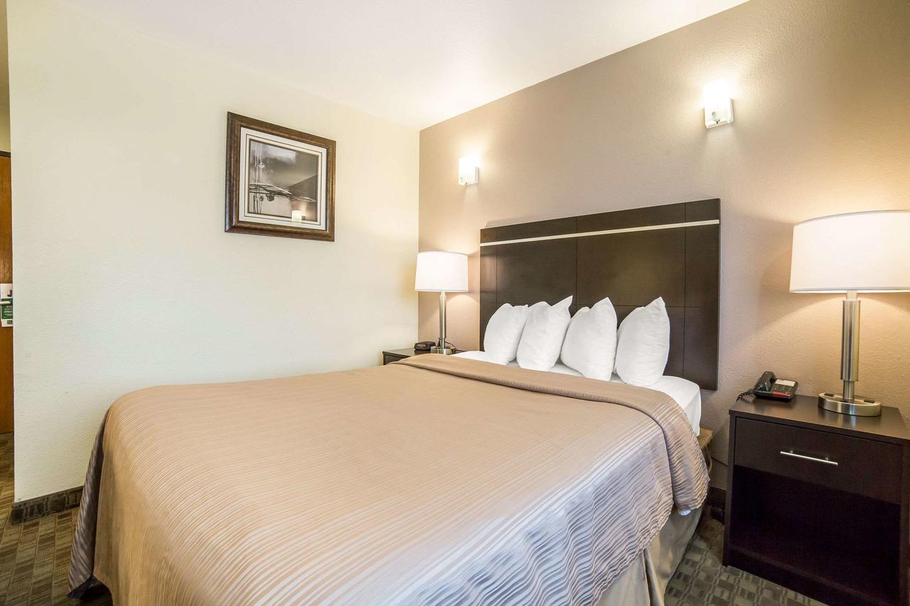 Quality Inn & Suites Elko - thumb 12