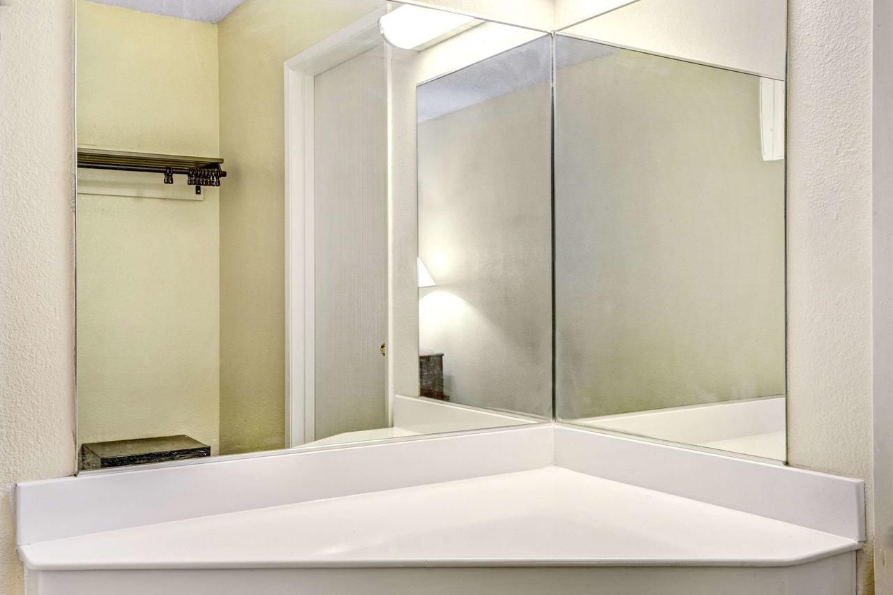 Travelodge By Wyndham Las Vegas Center Strip - thumb 7