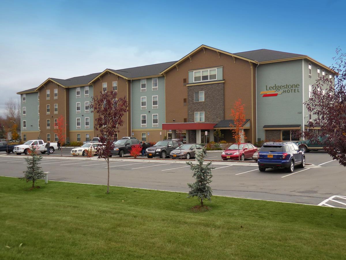 Ledgestone Hotel Elko - thumb 0