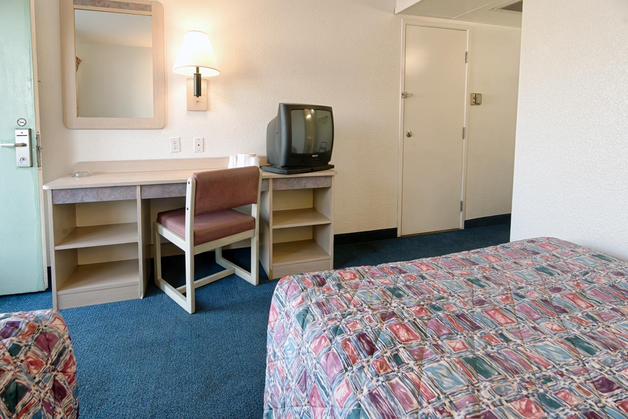 Motel 6 Elko - thumb 24