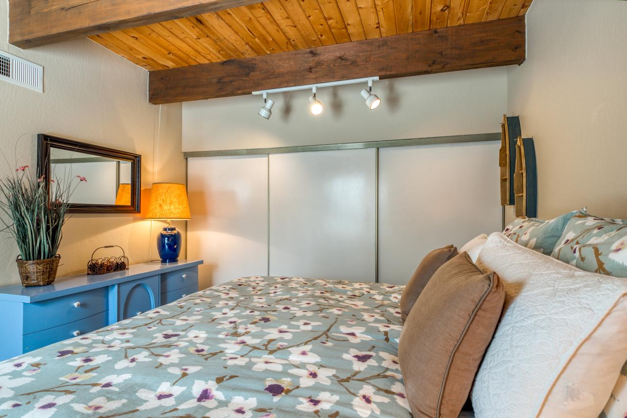 Fairway Park Cabin - thumb 15