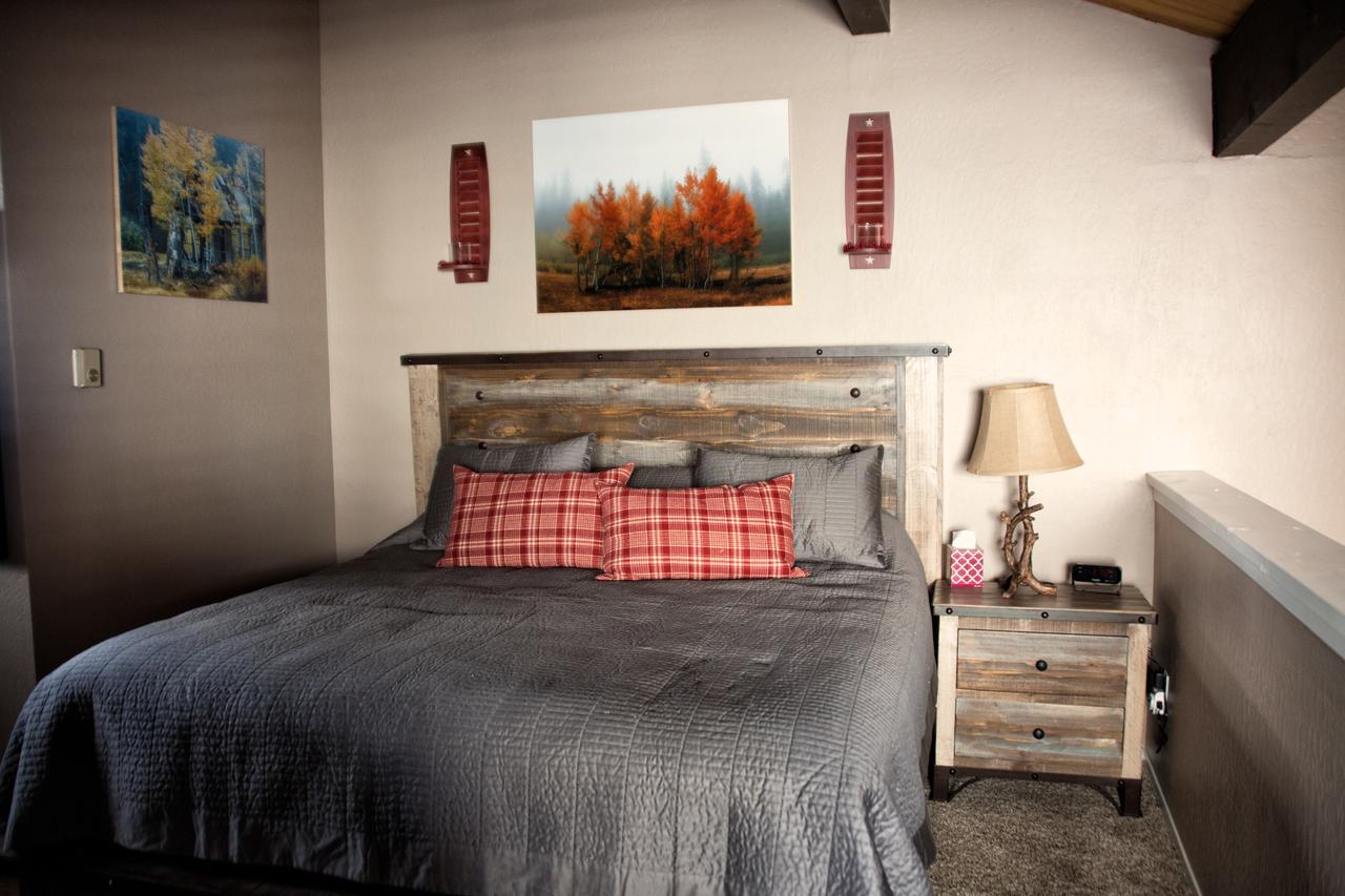 Rustic And Charming Incline Village Townhome - thumb 11