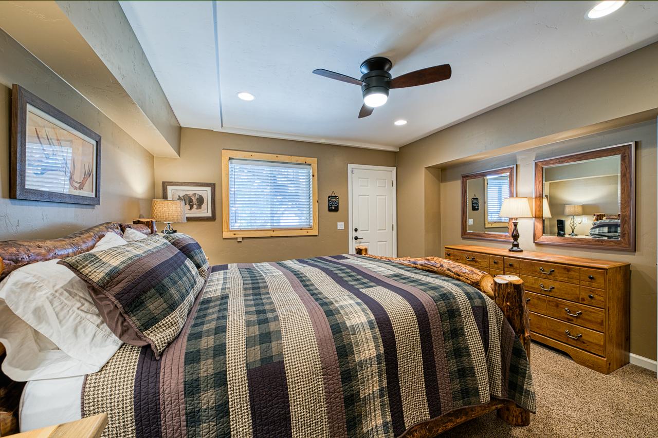 East Peak Escape - thumb 13