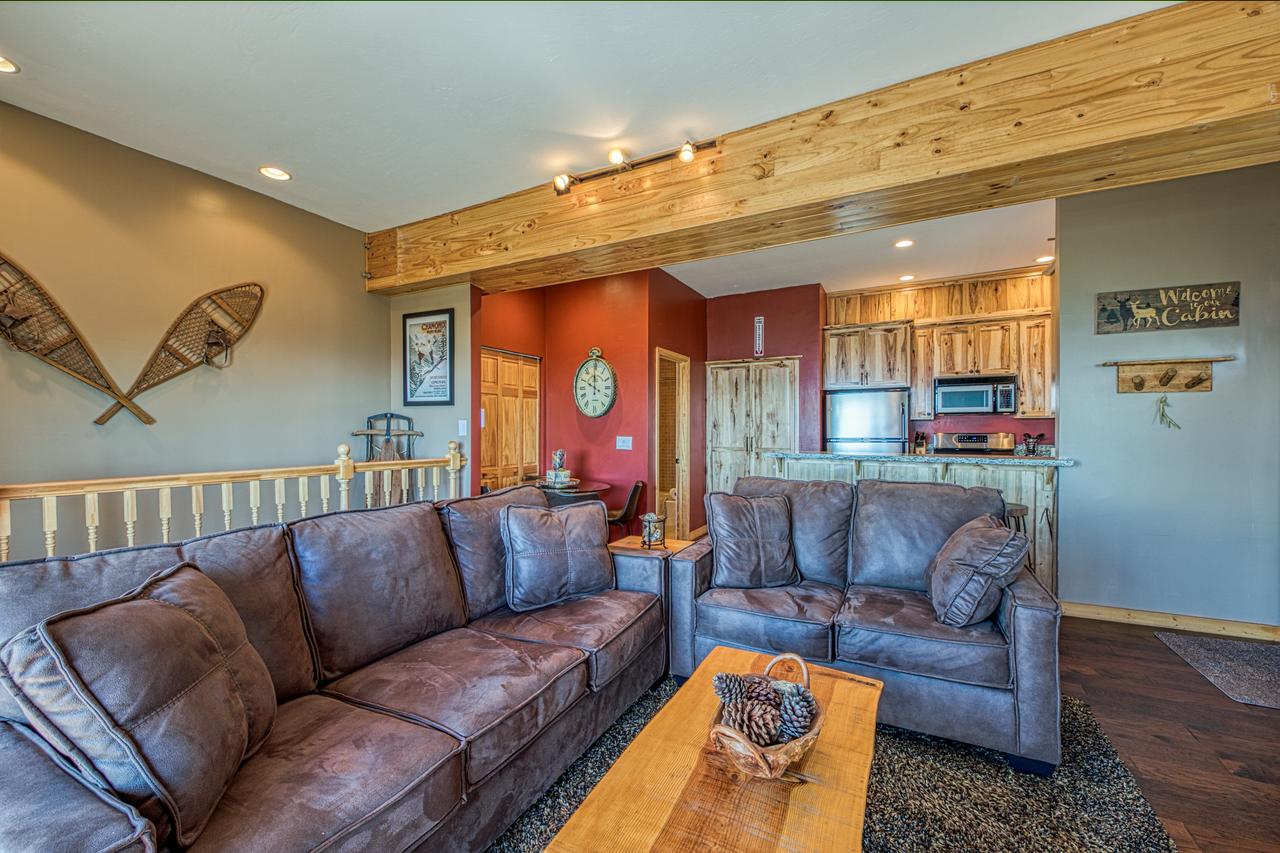 East Peak Escape - thumb 5