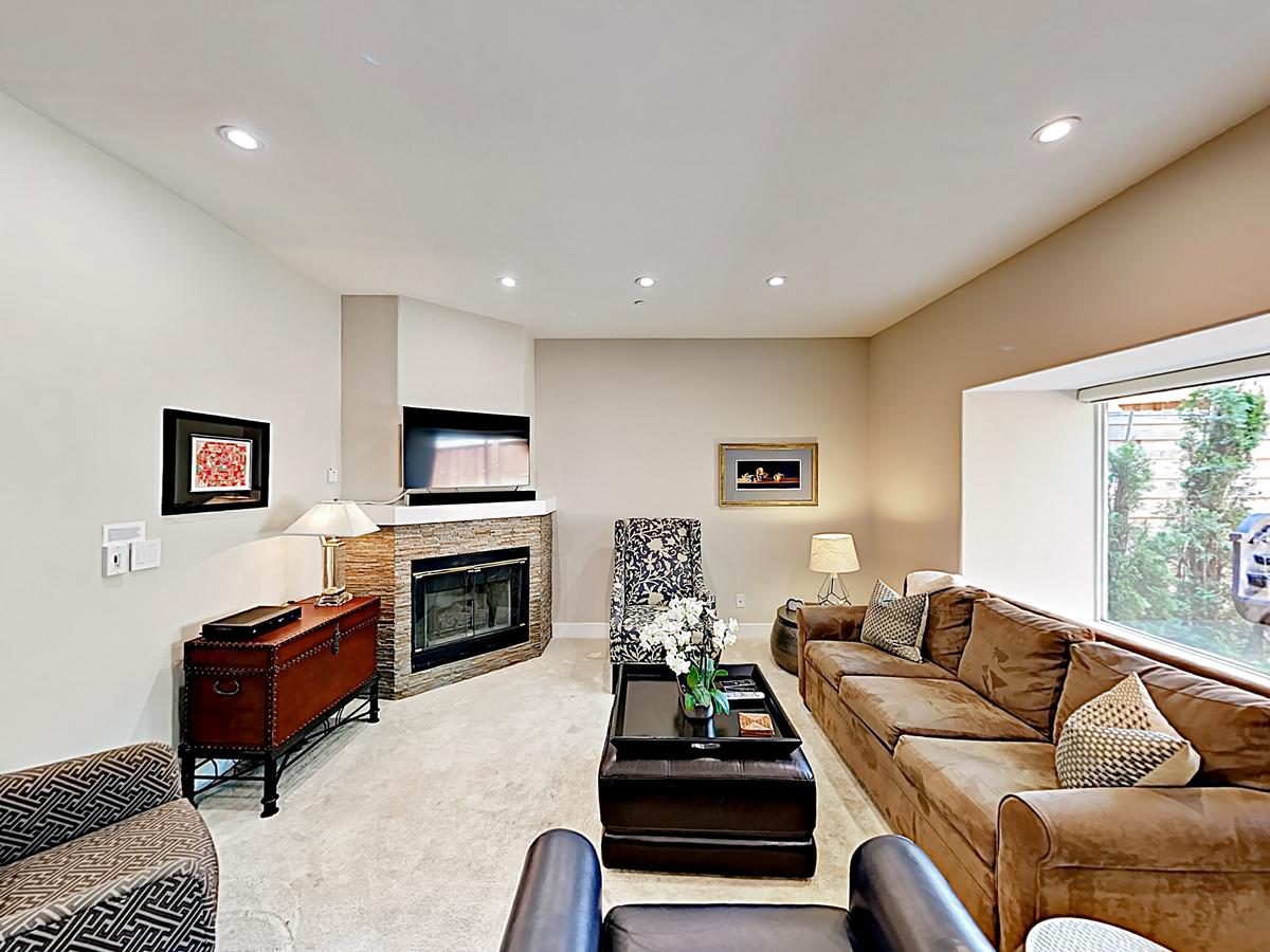 Incline Village Gem: Walk To Beach, Near Slopes! Condo - thumb 12