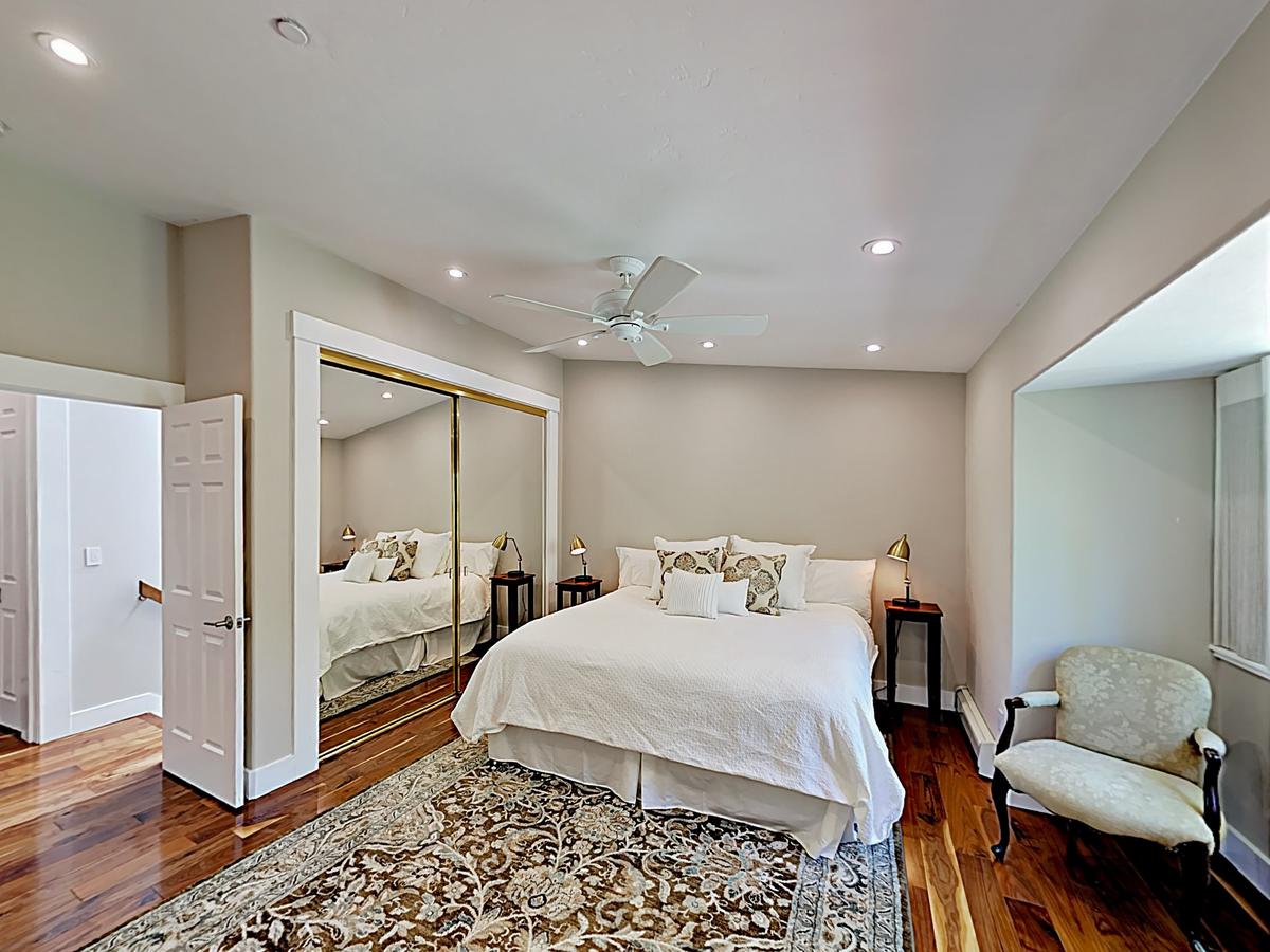 Incline Village Gem: Walk To Beach, Near Slopes! Condo - thumb 5