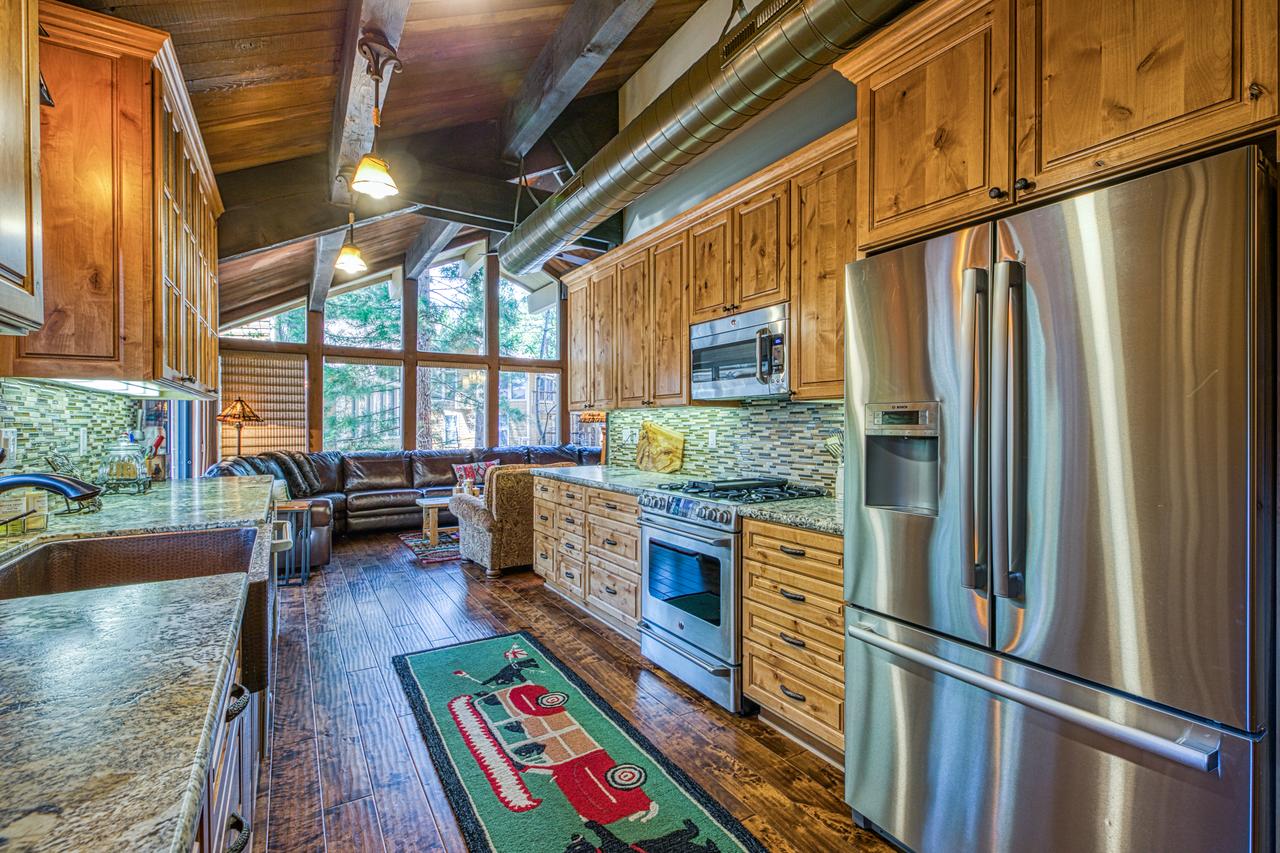 The Lazy Bear Retreat - thumb 9