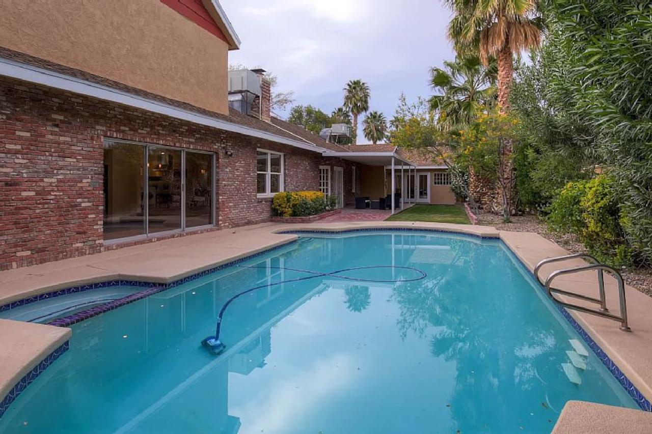 4000+ Sq Ft, Entire House, Close To The Strip! - thumb 9