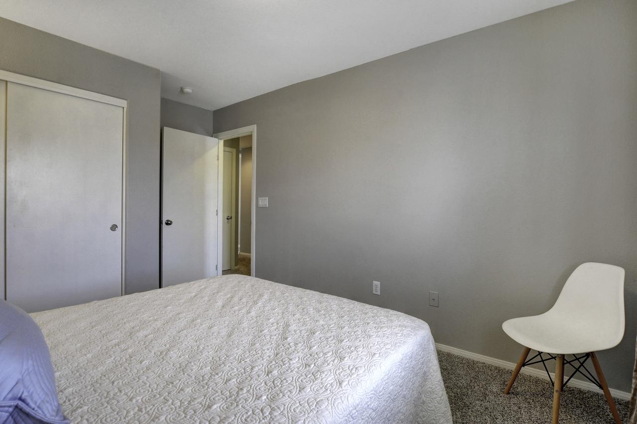 YVR Open Door - thumb 32