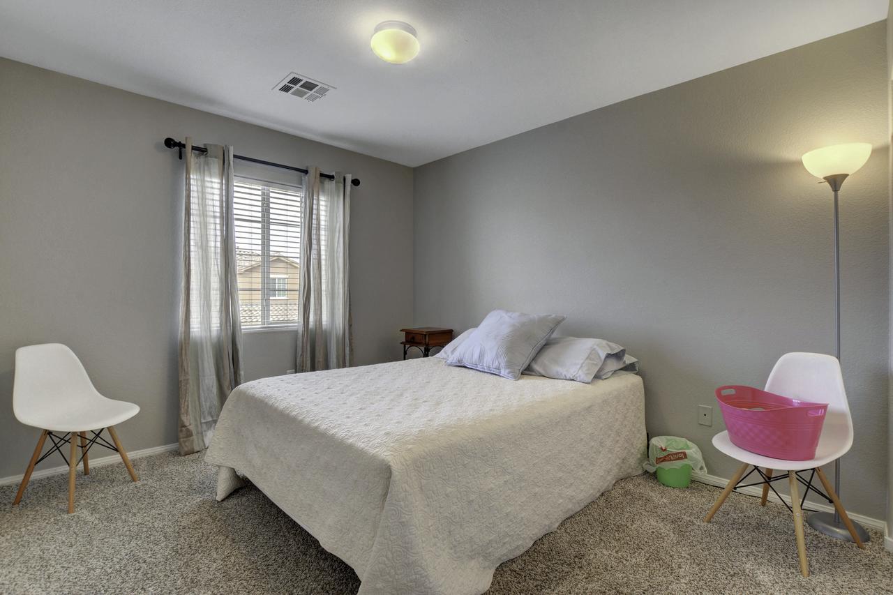 YVR Open Door - thumb 31