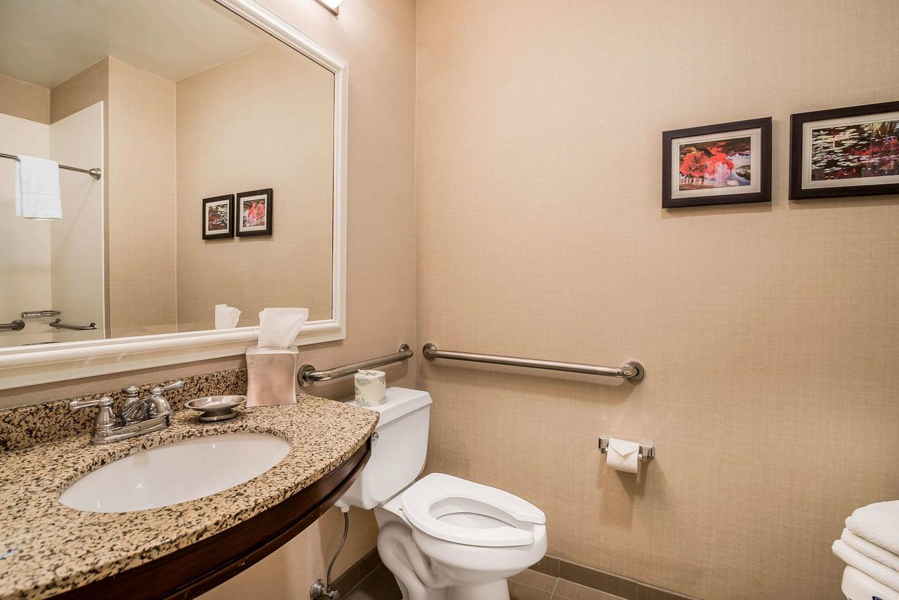 Comfort Inn Concord - thumb 12