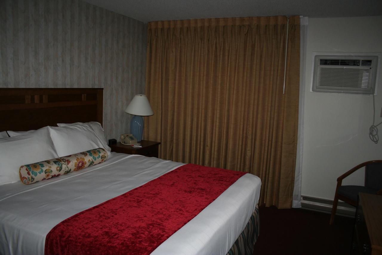 Fireside Inn & Suites Gilford - thumb 19