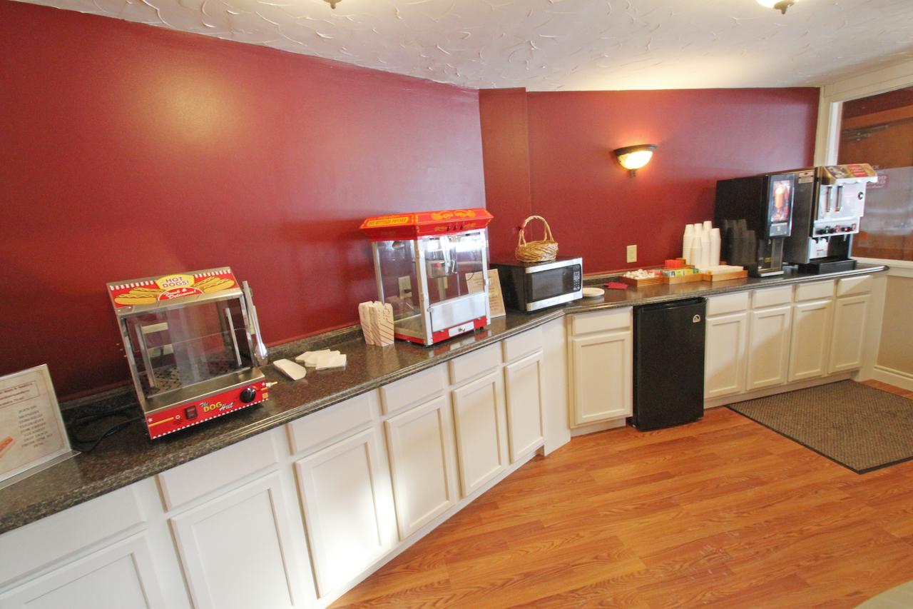 Fireside Inn & Suites Gilford - thumb 5