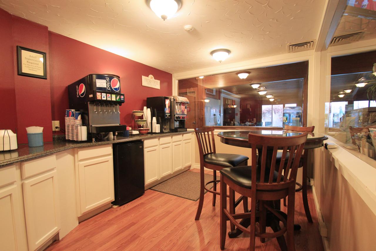 Fireside Inn & Suites Gilford - thumb 1