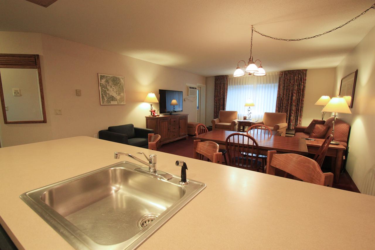 Fireside Inn & Suites Gilford - thumb 2