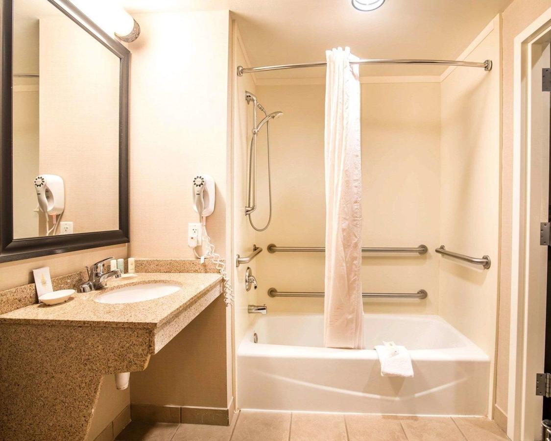 Comfort Inn & Suites Dover-Portsmouth - thumb 10