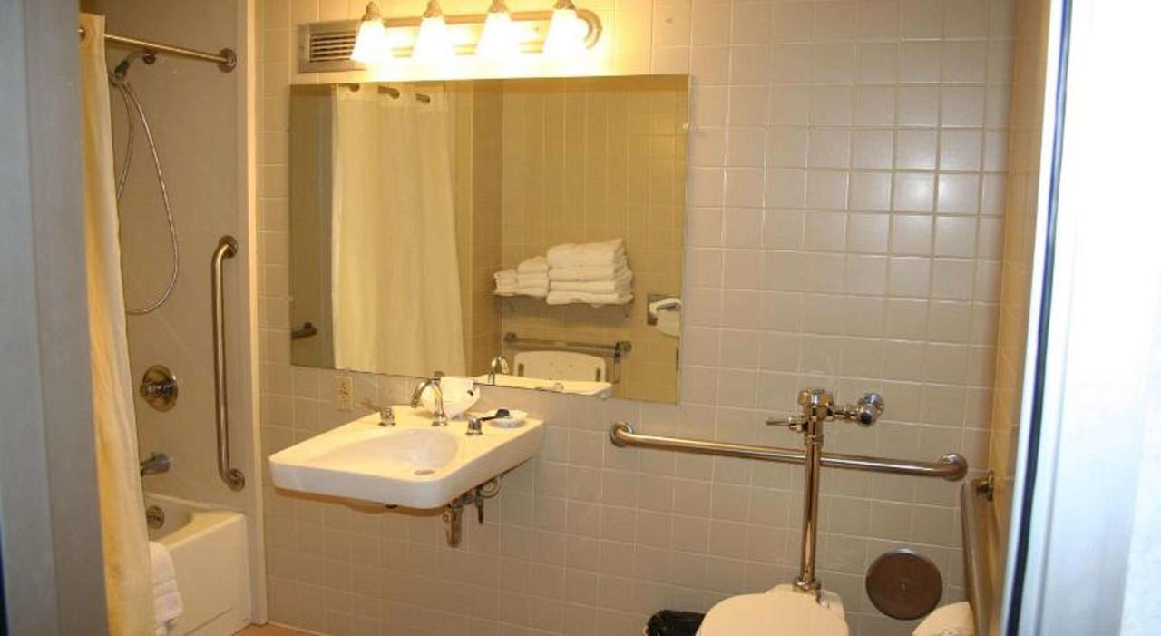 Best Western Plus Portsmouth Hotel & Suites - thumb 7