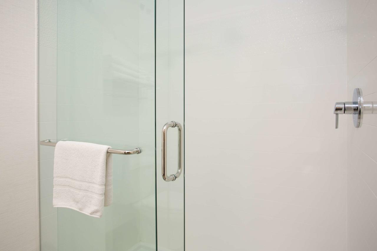 Best Western Plus Portsmouth Hotel & Suites - thumb 43