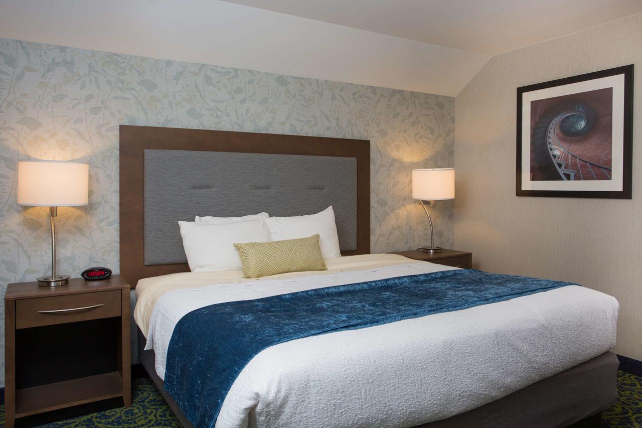 Best Western Plus Portsmouth Hotel & Suites - thumb 36