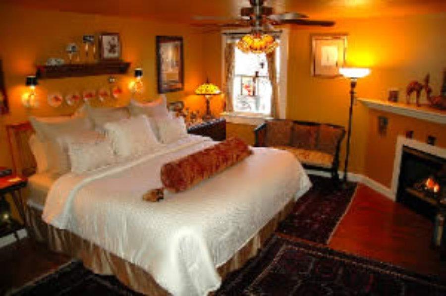 Red Elephant Inn Bed And Breakfast - thumb 5