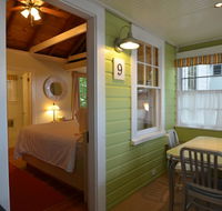 The Cottages of Wolfeboro - Students Accommodation