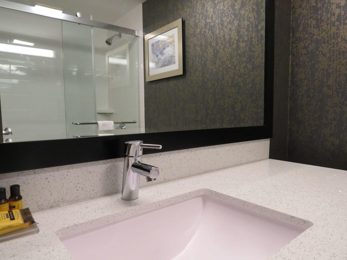 Best Western Plus Landmark Inn - thumb 33