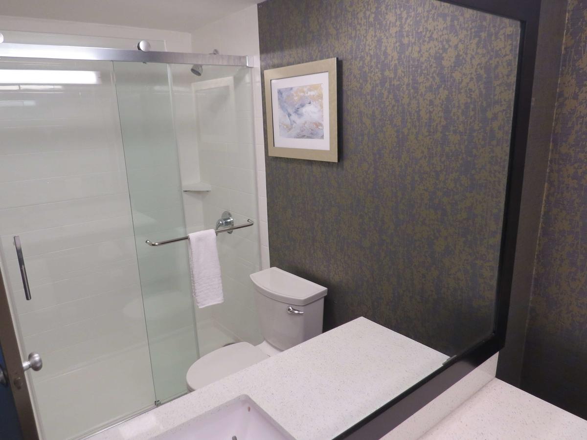 Best Western Plus Landmark Inn - thumb 25