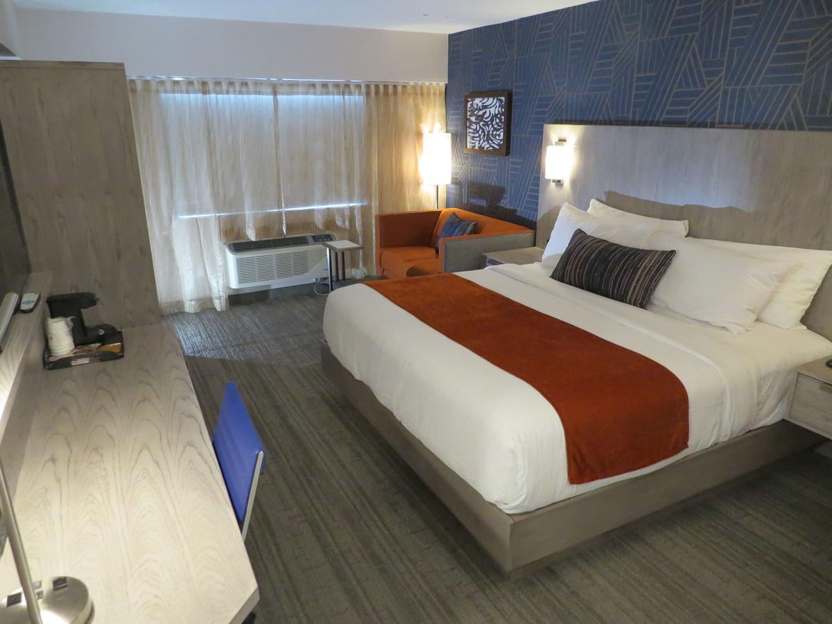 Best Western Plus Landmark Inn - thumb 27