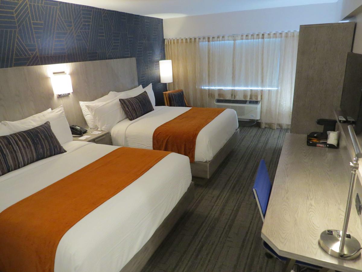 Best Western Plus Landmark Inn - thumb 28