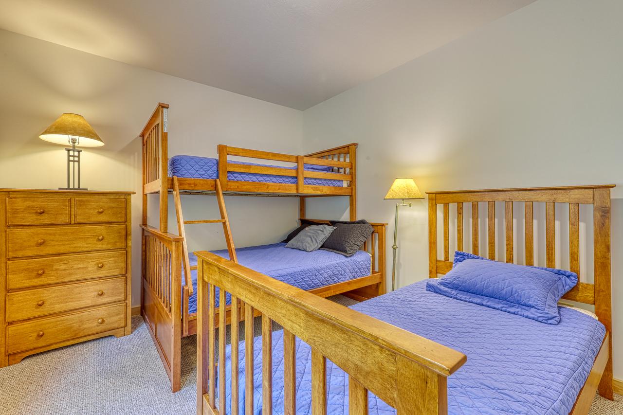 Covered Bridge Cabin - thumb 20