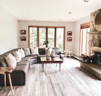 Spacious & Incredible White Mountain River Retreat - USA Accommodation