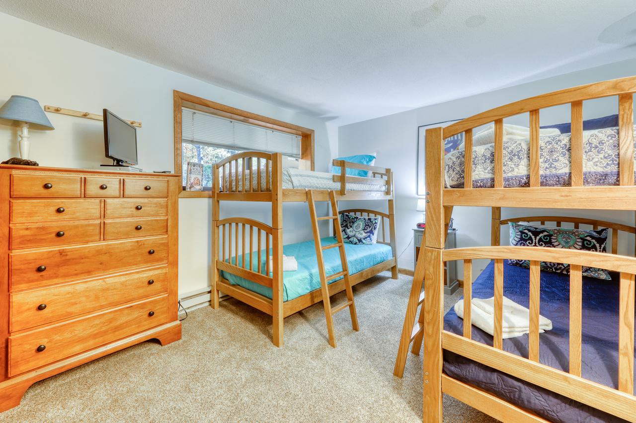 Stonehurst Gorgeous End Unit - thumb 20