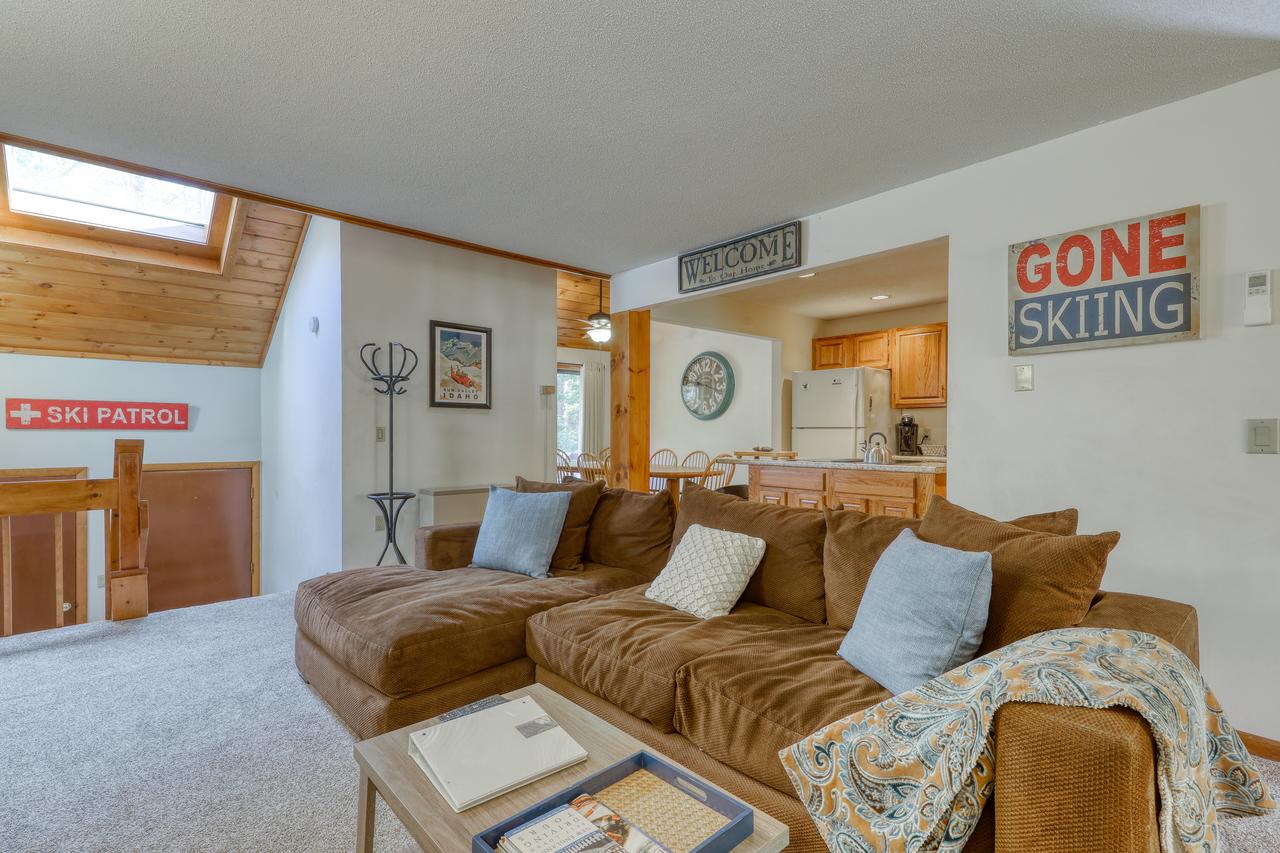 Stonehurst Gorgeous End Unit - thumb 4