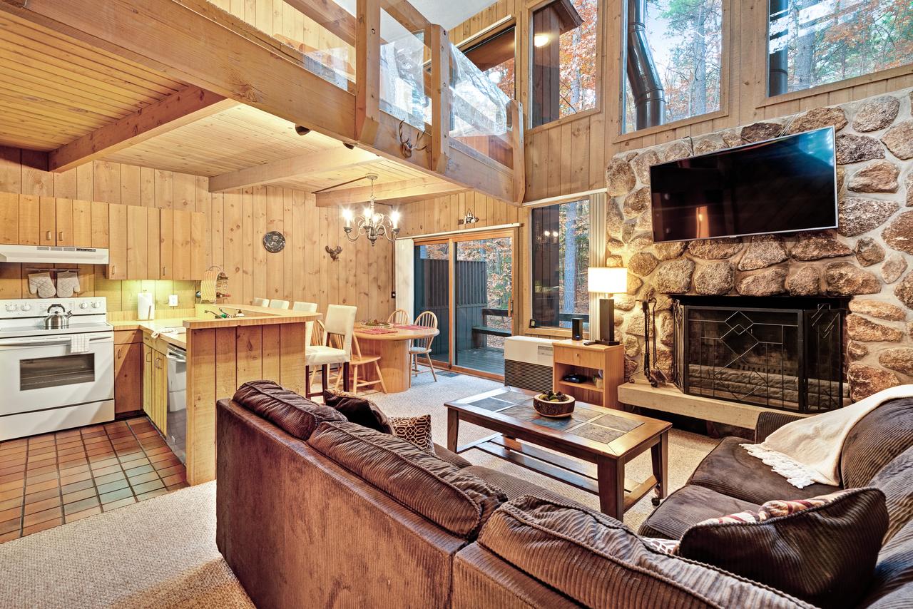 Kearsarge Woods Townhouse - thumb 1