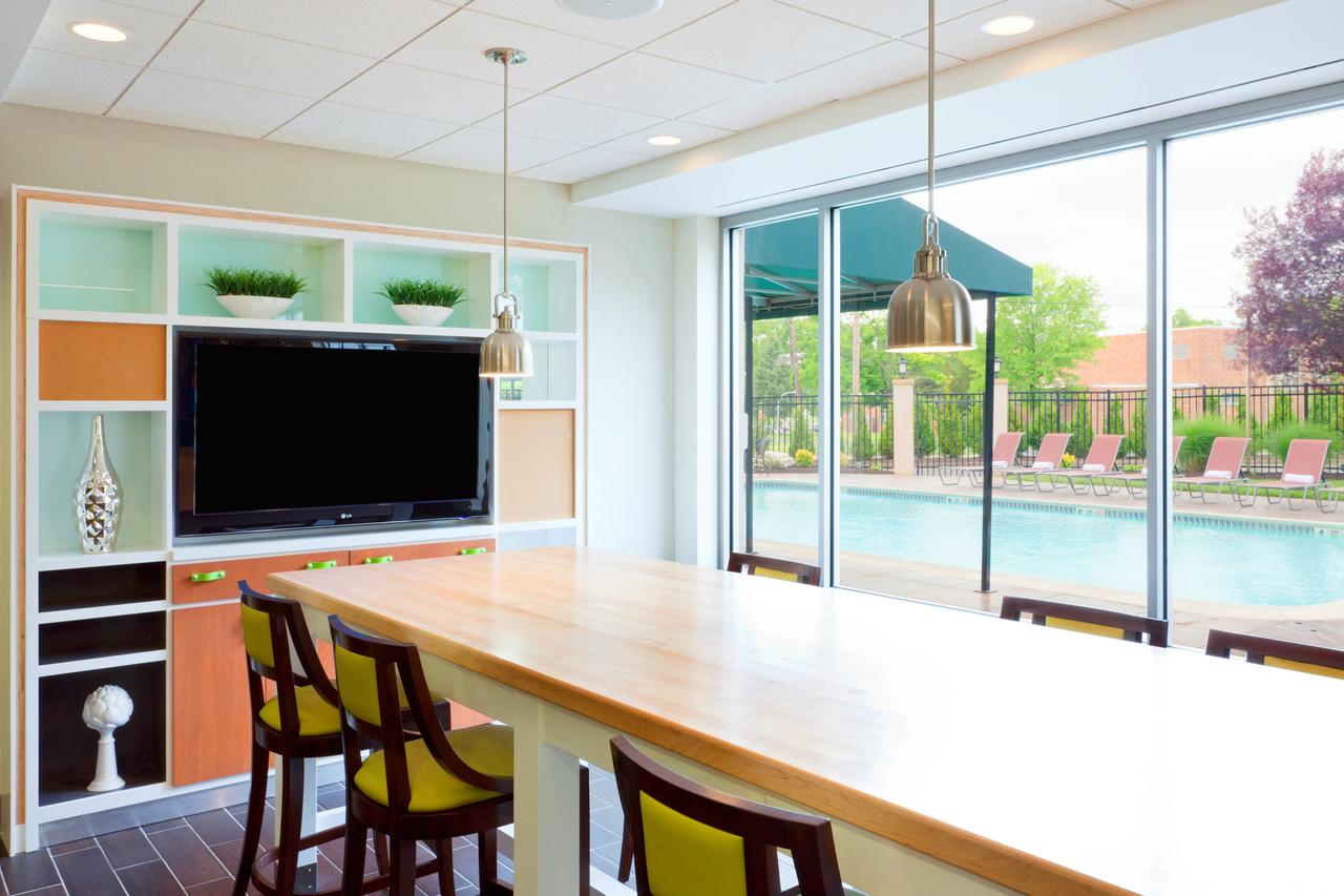 Holiday Inn Clark - Newark - thumb 24