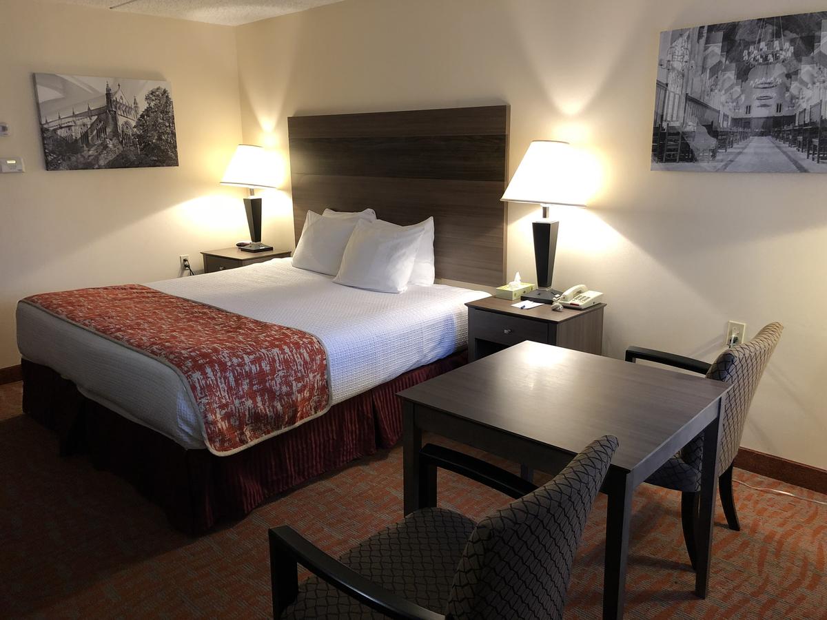 Best Western Princeton Manor Inn & Suites - thumb 2