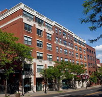 Global Luxury Suites at Monroe - Tourism Bookings