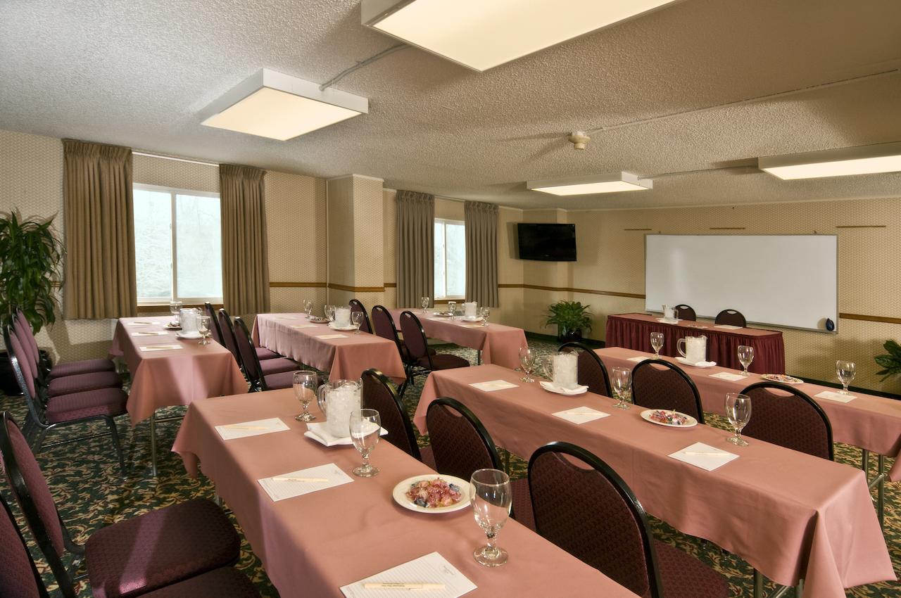 Meadowlands Plaza Hotel - thumb 30